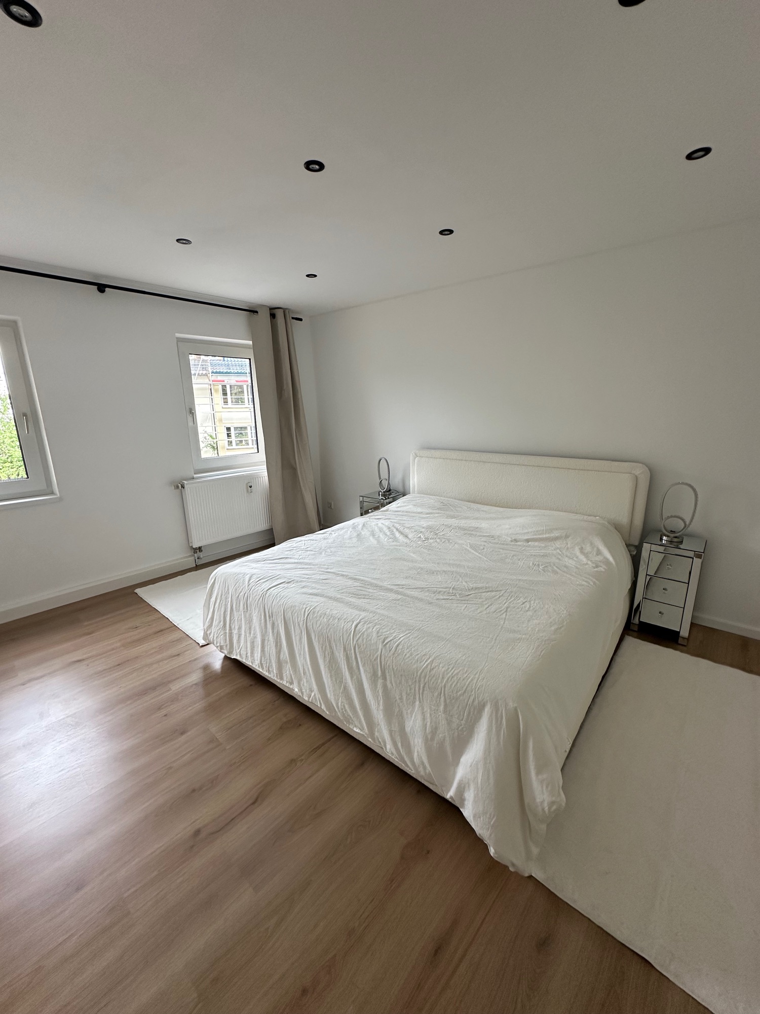 Zweites Schlafzimmer mit Doppelbett